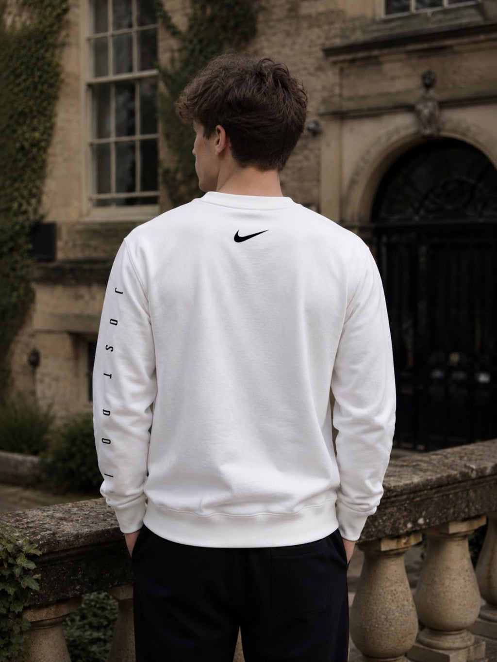 Nike White Crewneck Sweatshirt - Size L